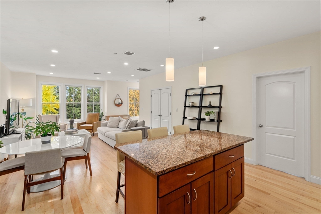 Boston, Massachusetts, 02128, United States, 3 Bedrooms Bedrooms, ,2 BathroomsBathrooms,Residential,For Sale,2002086