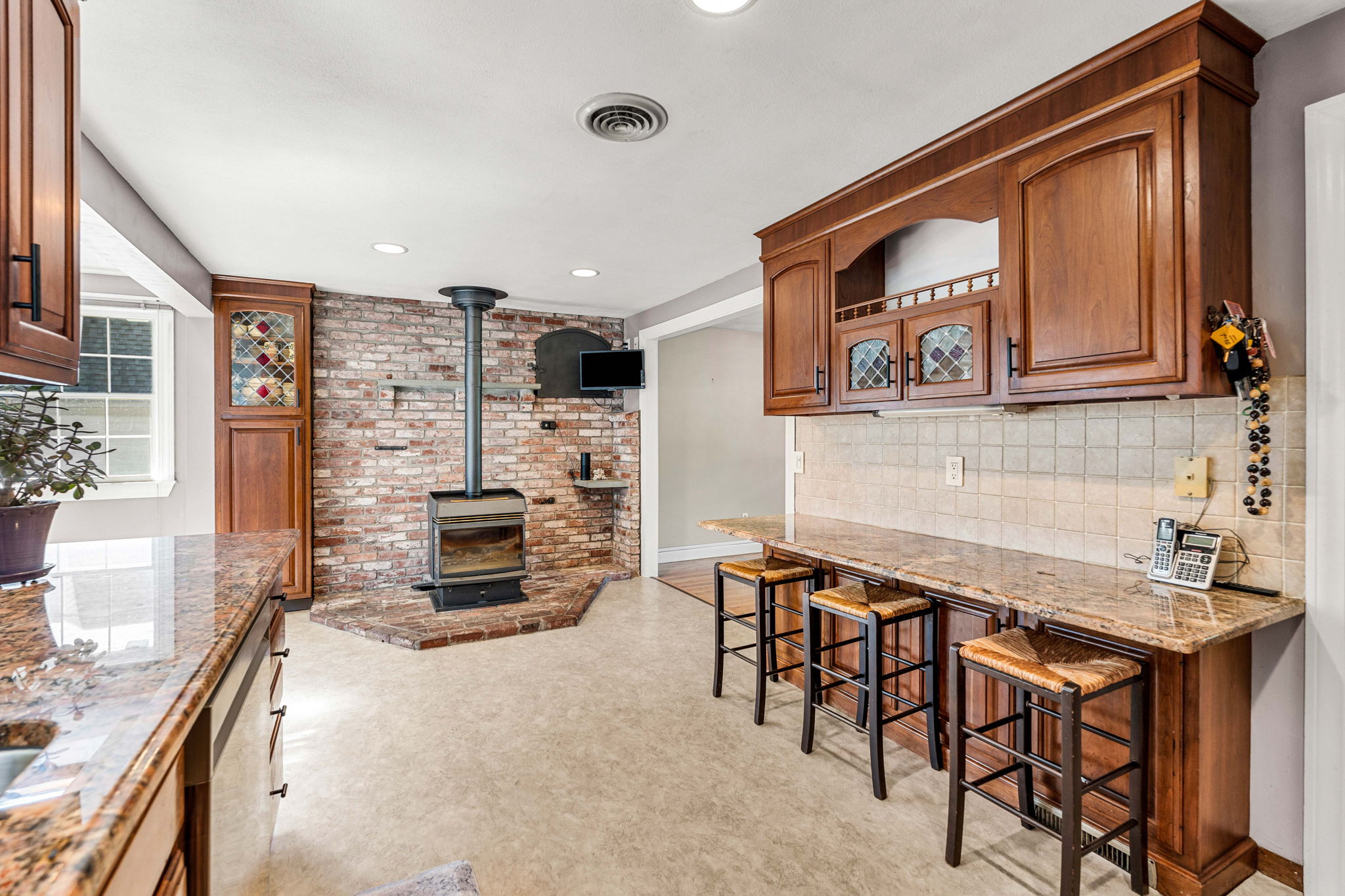  12 Catherine Dr, Peabody, MA, 01960 - 物件實景