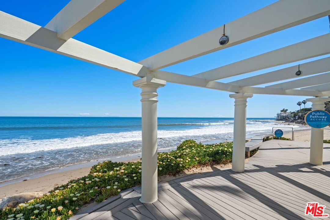 Malibu, California, 90265, United States, 1 Bedroom Bedrooms, ,1 BathroomBathrooms,Residential,For Sale,1840451