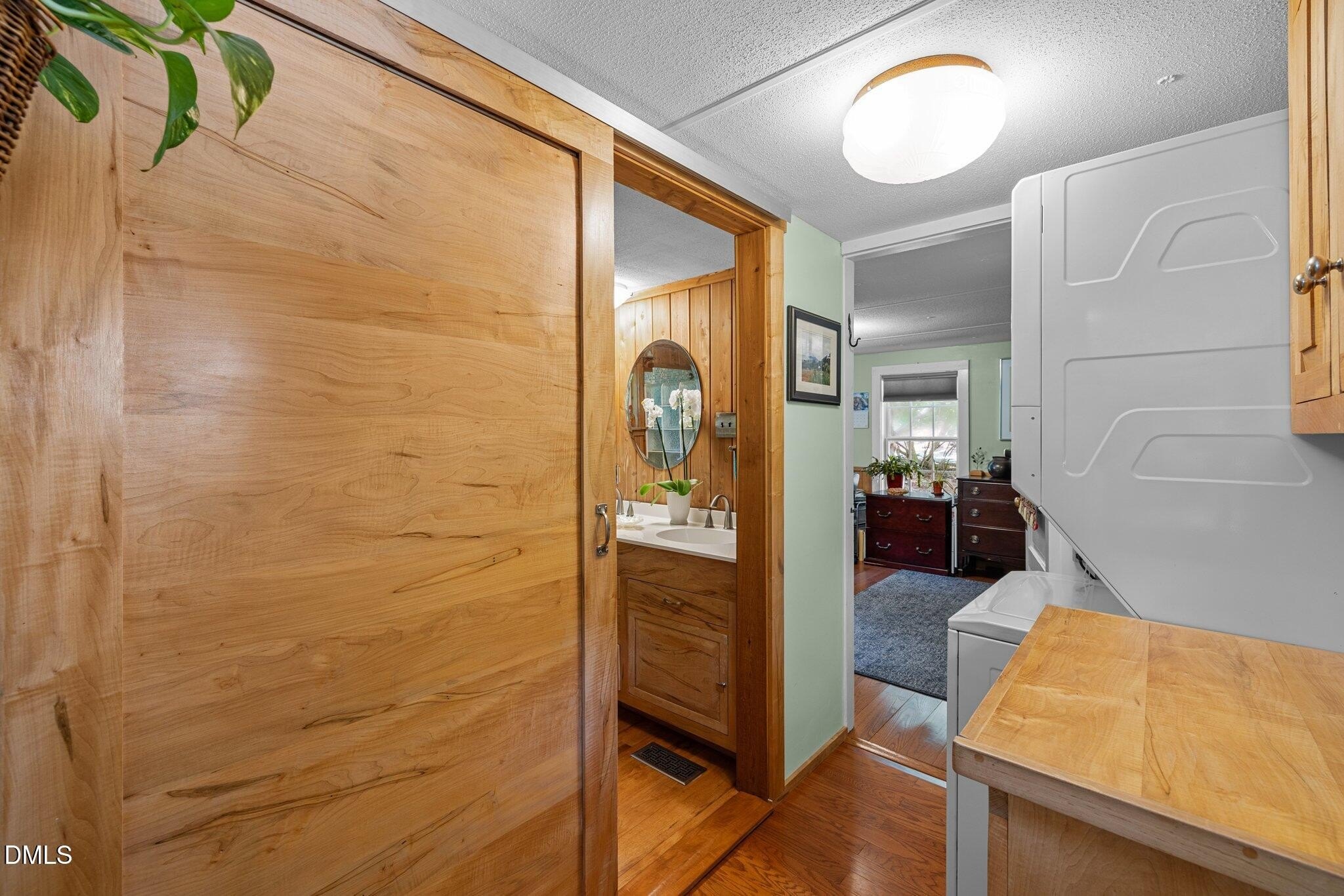 Pittsboro, North Carolina, 27312, United States, 2 Bedrooms Bedrooms, ,1 BathroomBathrooms,Residential,For Sale,2005793