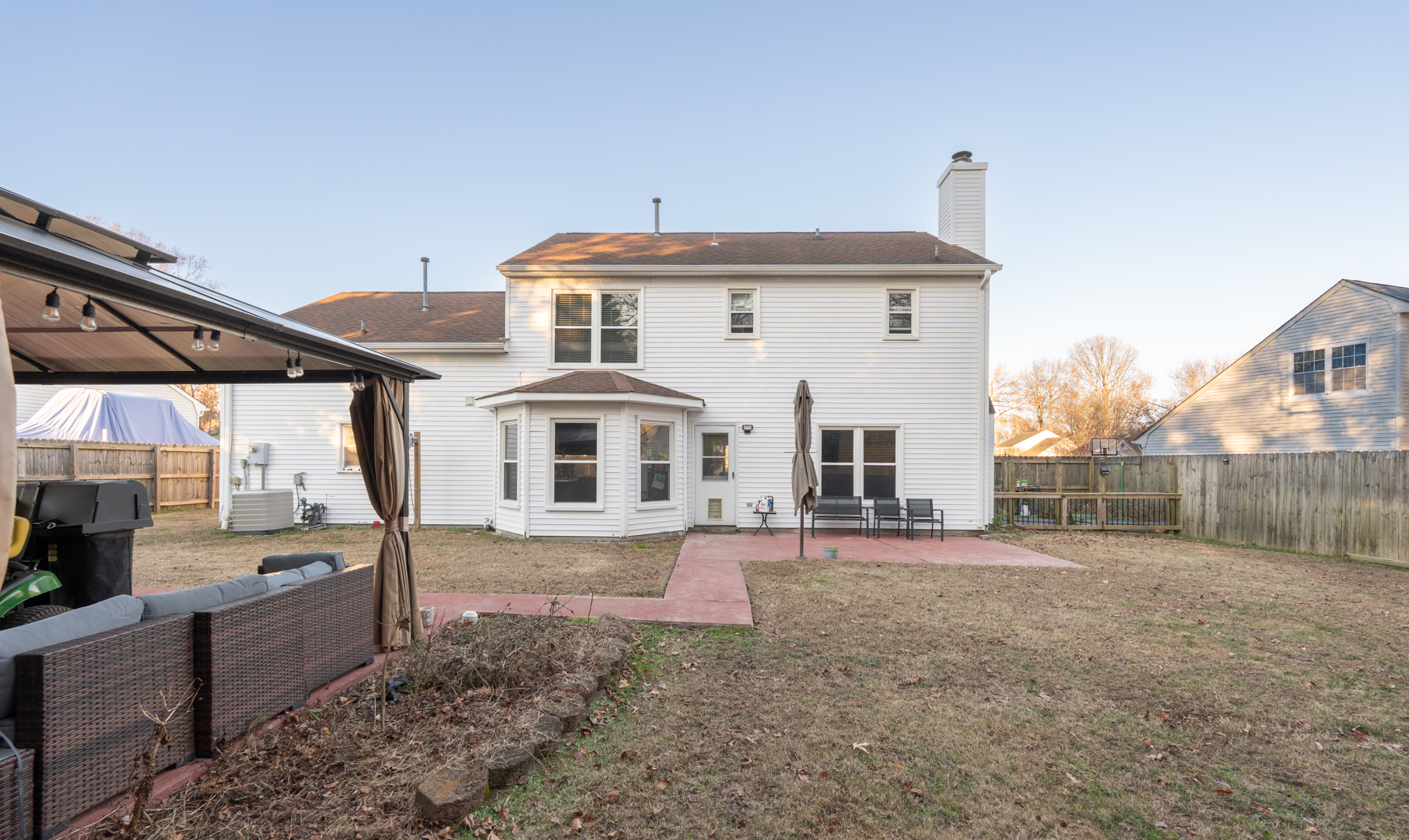 Virginia Beach, Virginia, 23454, United States, 4 Bedrooms Bedrooms, ,3 BathroomsBathrooms,Residential,For Sale,2006012