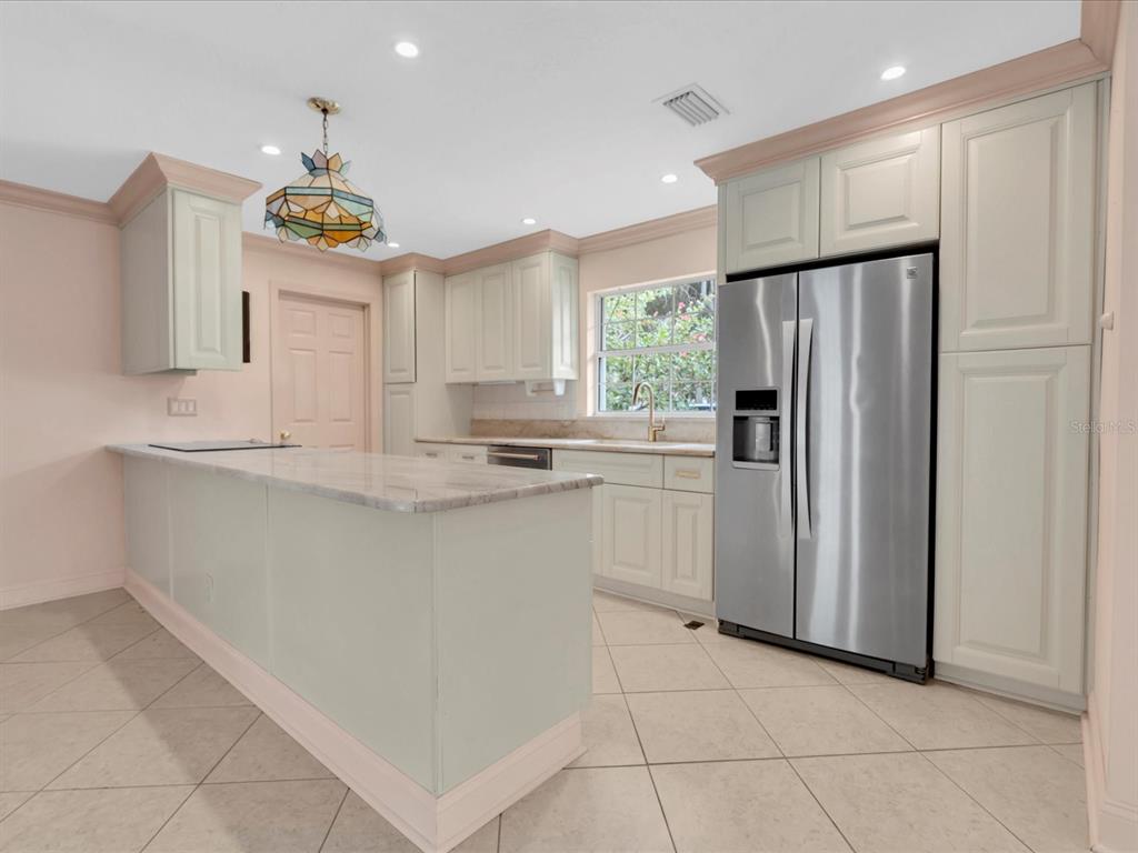 St Petersburg, Florida, 33709, United States, 3 Bedrooms Bedrooms, ,3 BathroomsBathrooms,Residential,For Sale,1991001