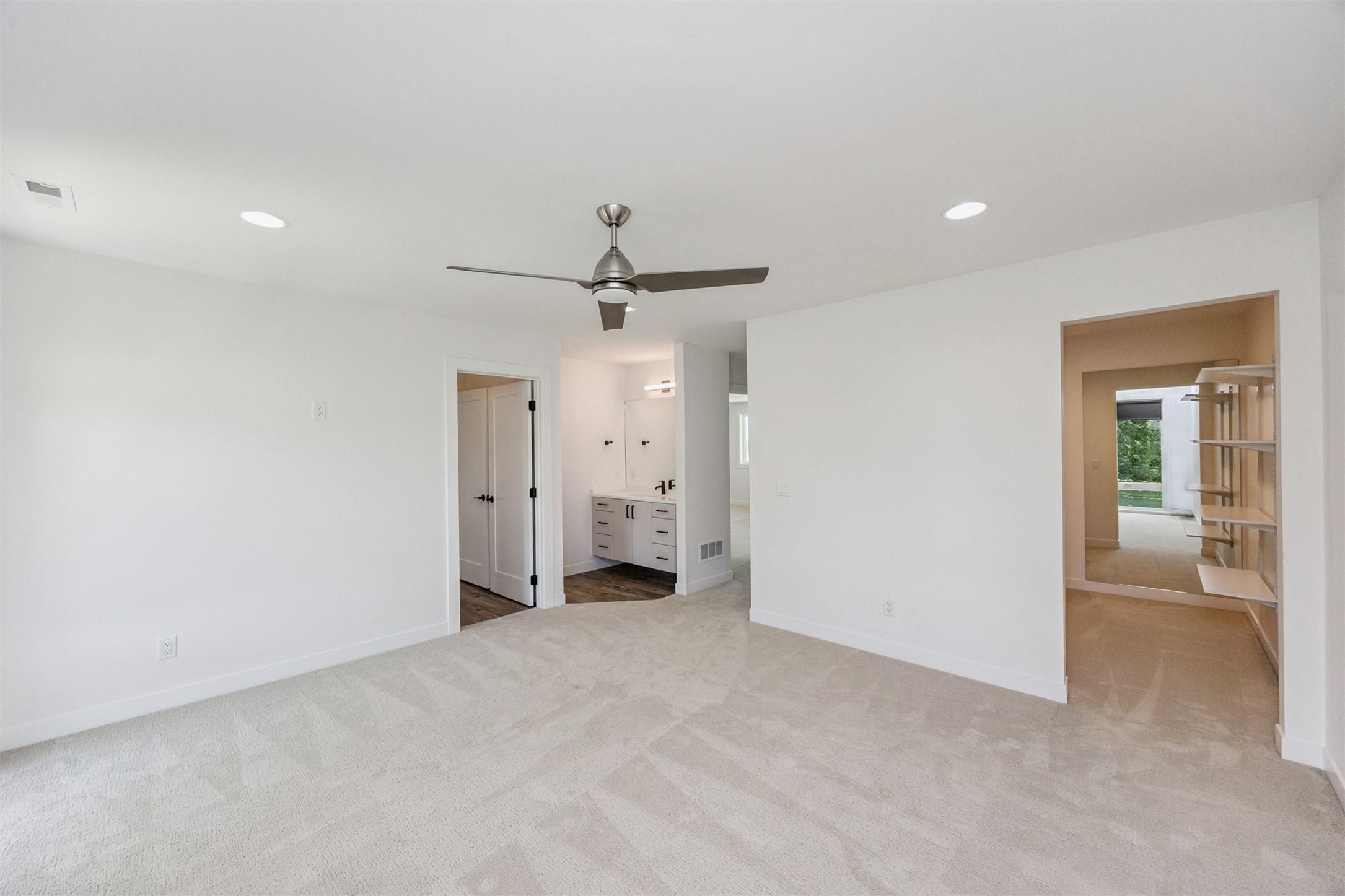 West Des Moines, Iowa, 50266, United States, 4 Bedrooms Bedrooms, ,4 BathroomsBathrooms,Residential,For Sale,1873469