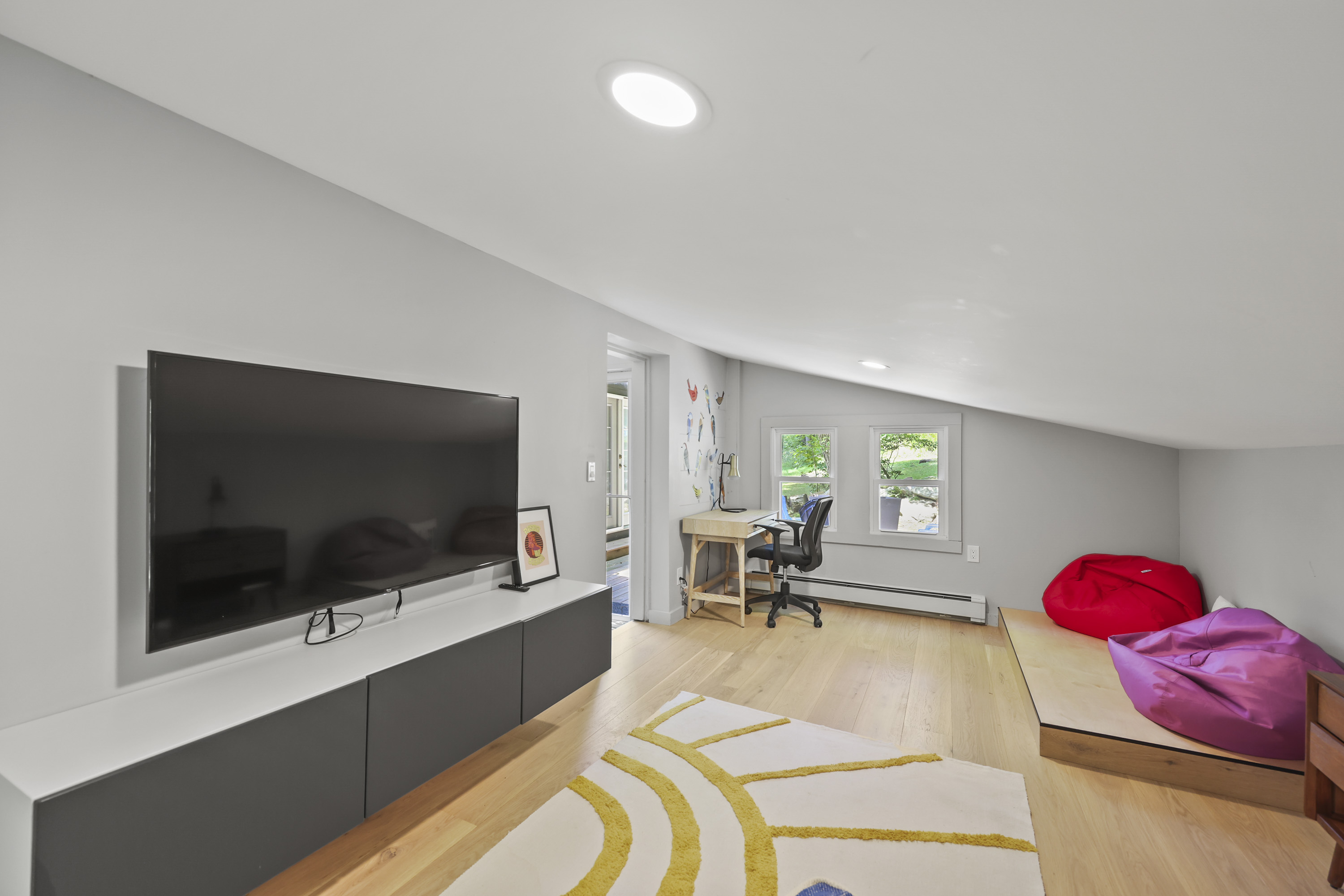  A Turnkey Berkshire Retreat Offering Style, Comfort, and an Exception Location - 物件實景