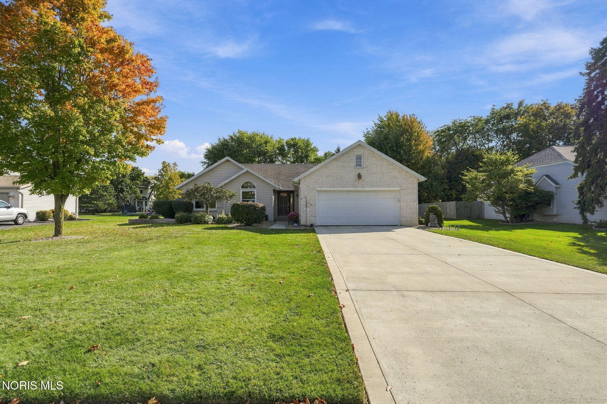 Fox Run Rd, Findlay, OH 45840