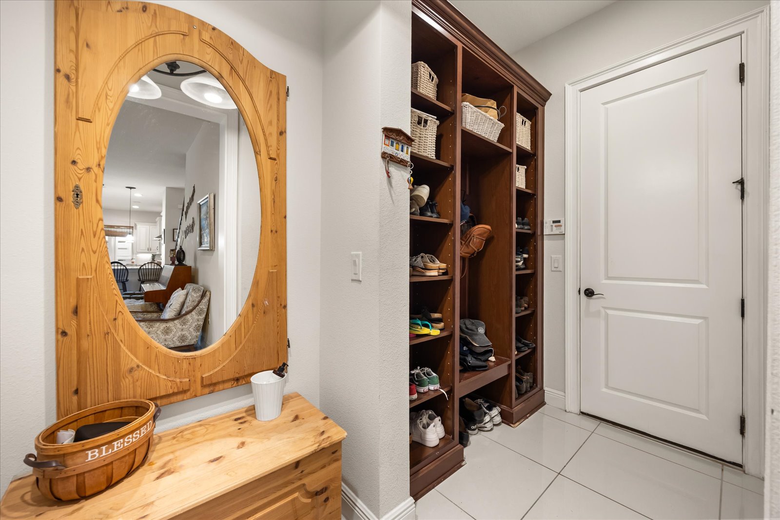 Orlando, Florida, 32836, United States, 6 Bedrooms Bedrooms, ,4 BathroomsBathrooms,Residential,For Sale,1943887