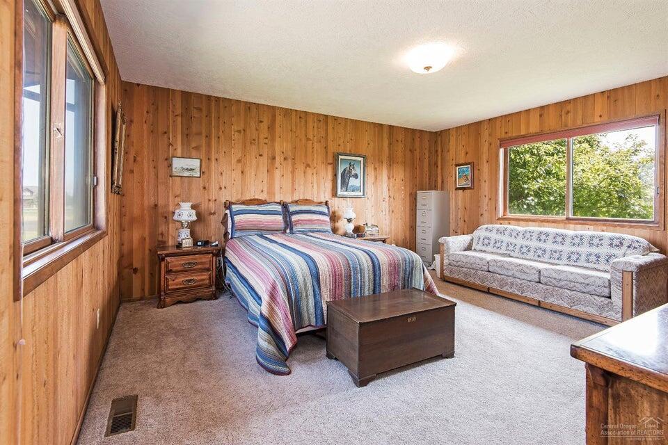 Sisters, Oregon, 97759, United States, 3 Bedrooms Bedrooms, ,3 BathroomsBathrooms,Residential,For Sale,1917351