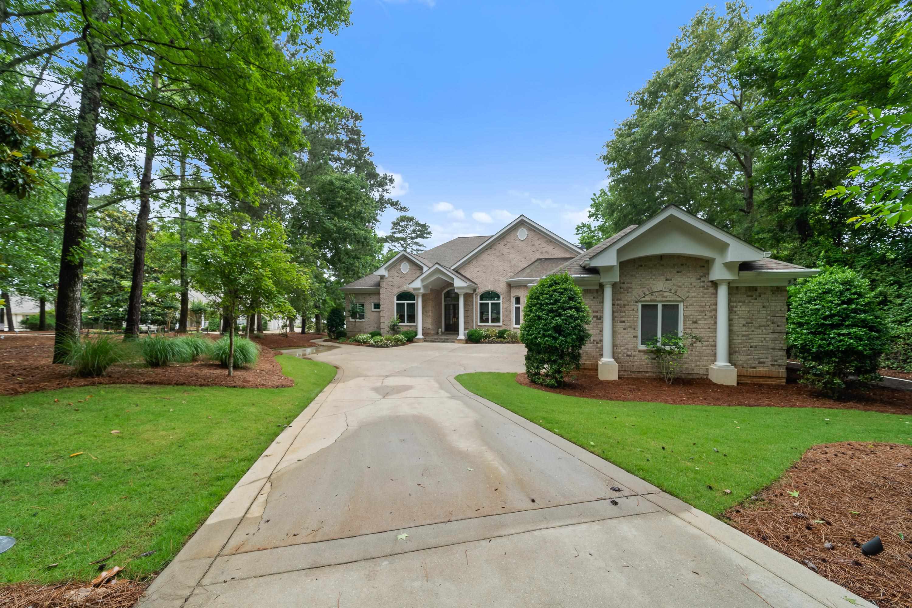 Greensboro, Georgia, 30642, United States, 4 Bedrooms Bedrooms, ,5 BathroomsBathrooms,Residential,For Sale,1847272