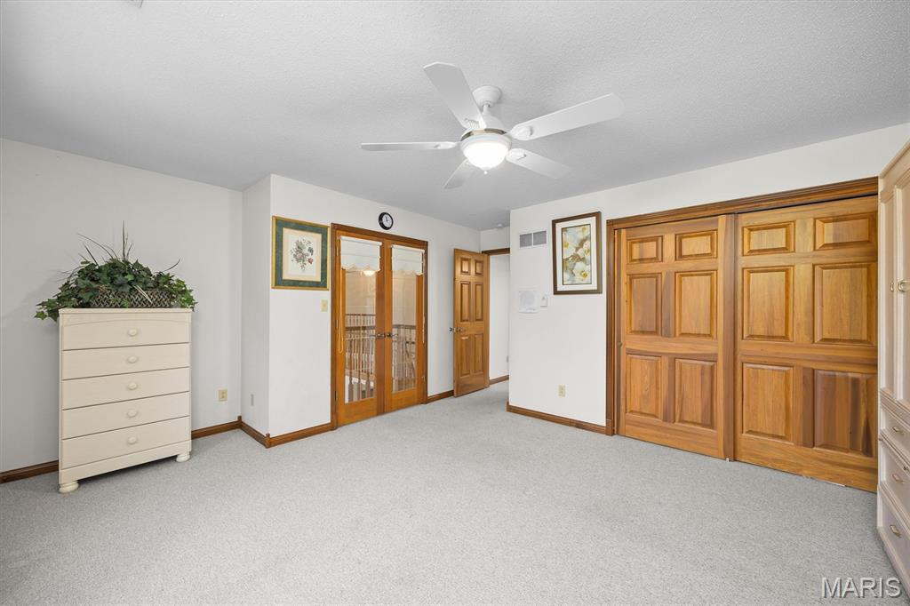 Shiloh, Illinois, 62221, United States, 5 Bedrooms Bedrooms, ,6 BathroomsBathrooms,Residential,For Sale,1890091