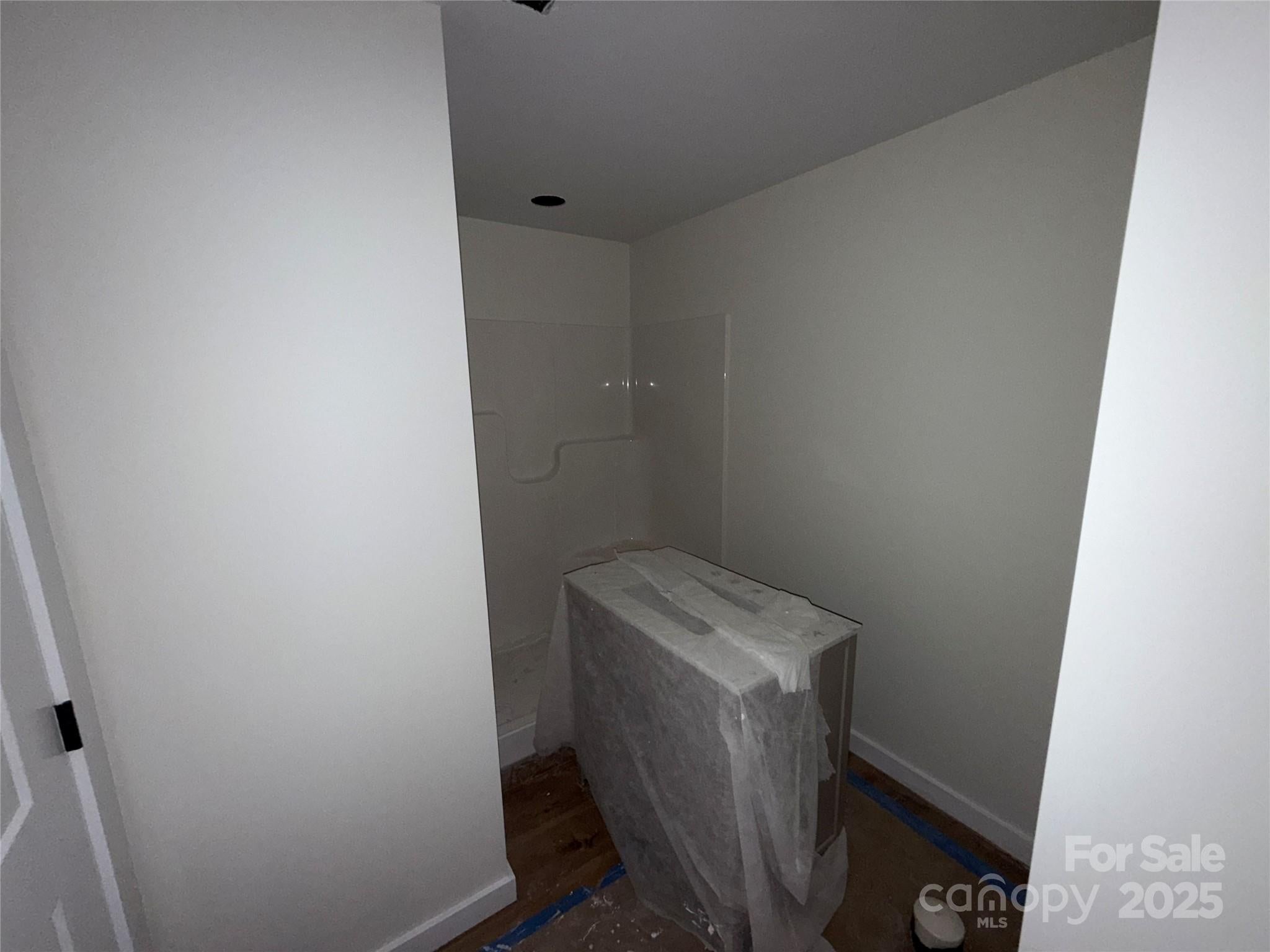 Lenoir, North Carolina, 28645, United States, 4 Bedrooms Bedrooms, ,3 BathroomsBathrooms,Residential,For Sale,1906492