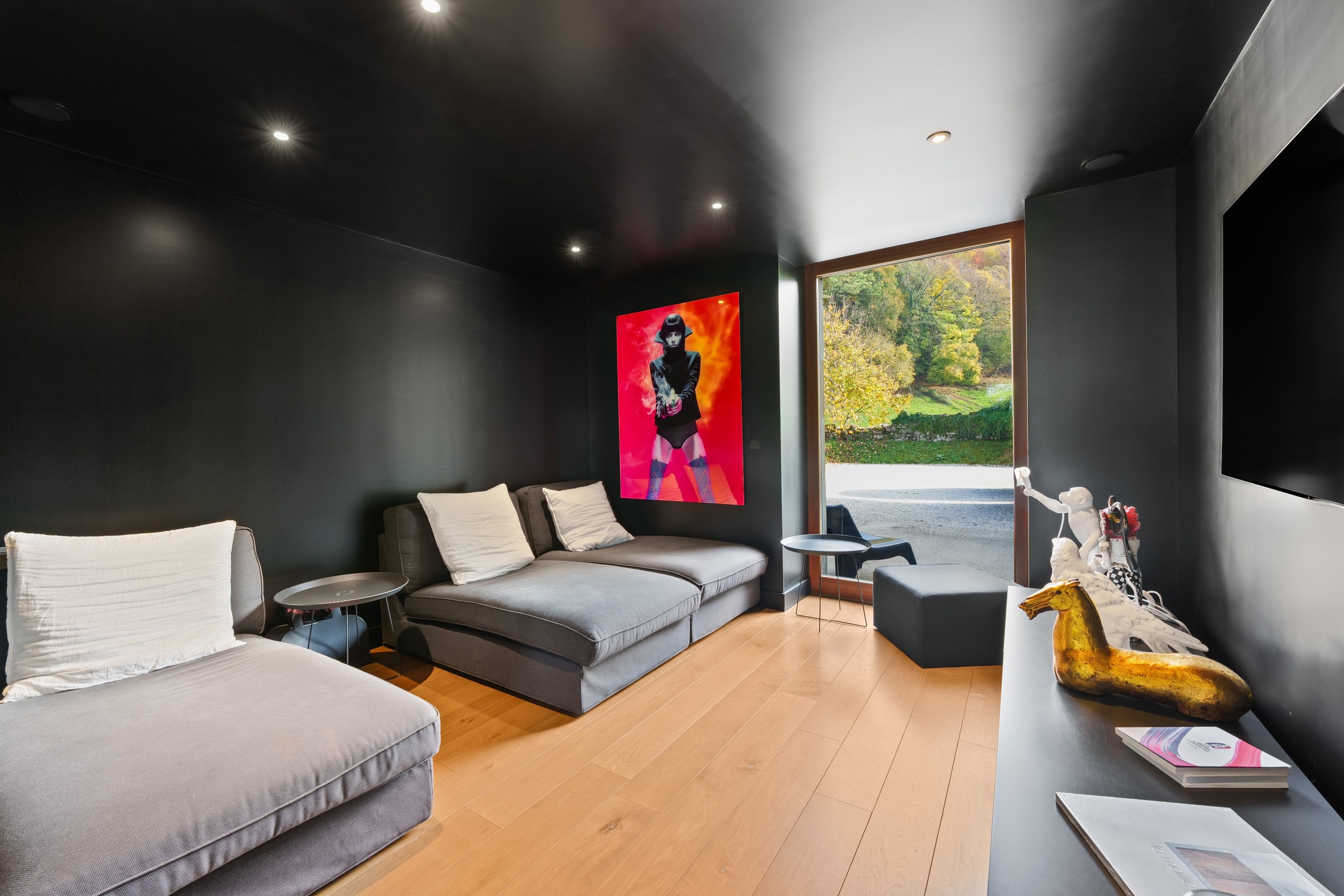  A magnificent farmhouse with the potential  to create  1700m2 of living space - 物件實景