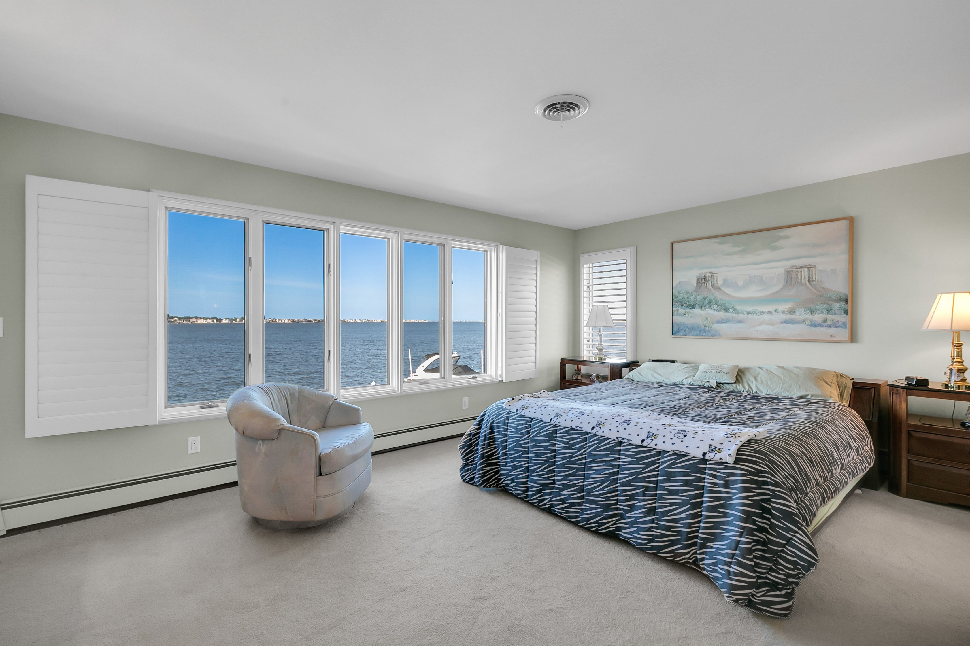  A Rare Bayfront Retreat on Silver Bay - 物件實景