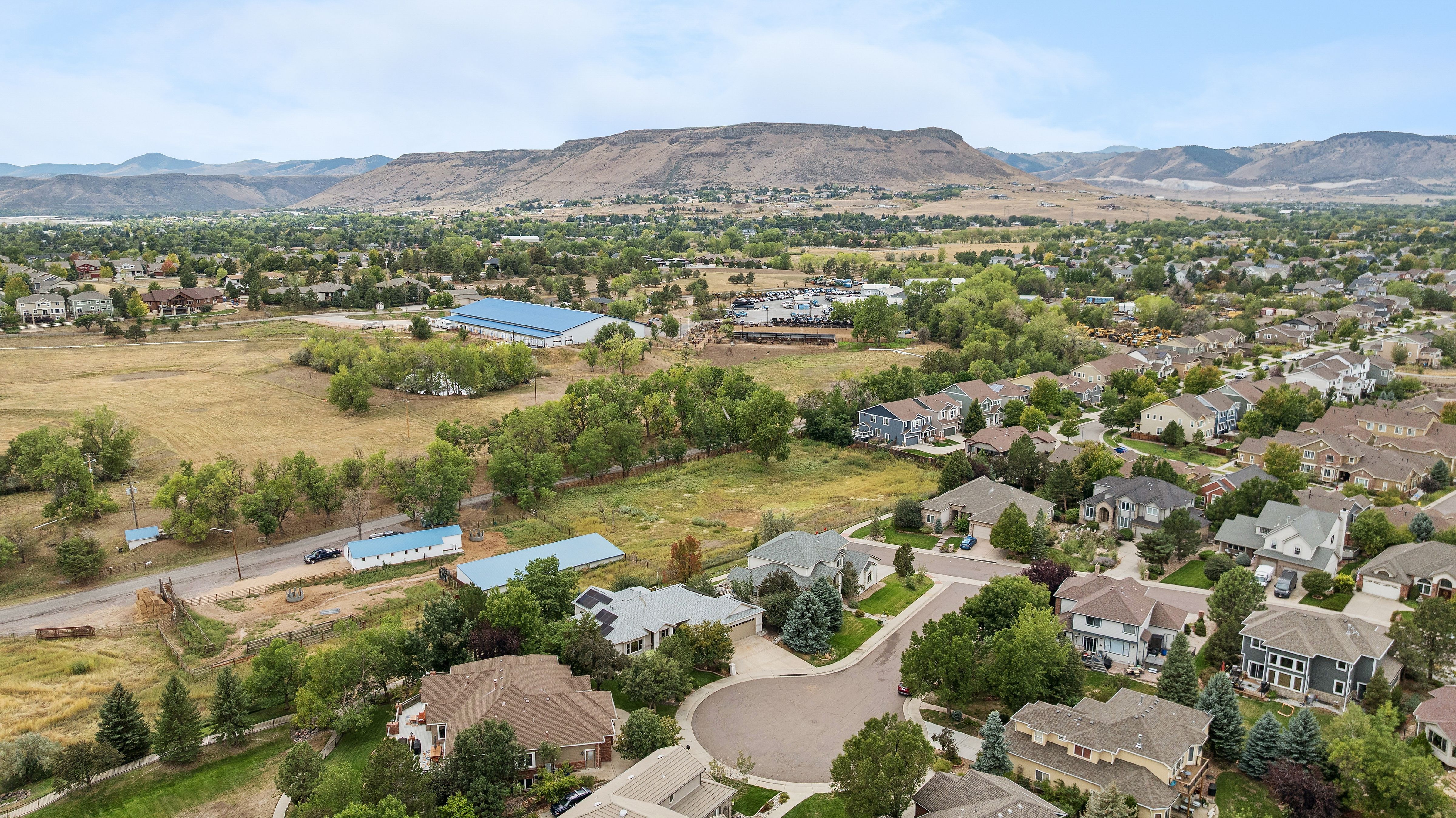  refined expression meets colorado living against a backdrop  of mountain views - 物件實景