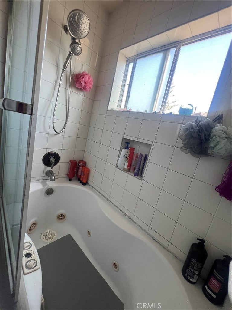 Tujunga, California, 91042, United States, 3 Bedrooms Bedrooms, ,3 BathroomsBathrooms,Residential,For Sale,2048284