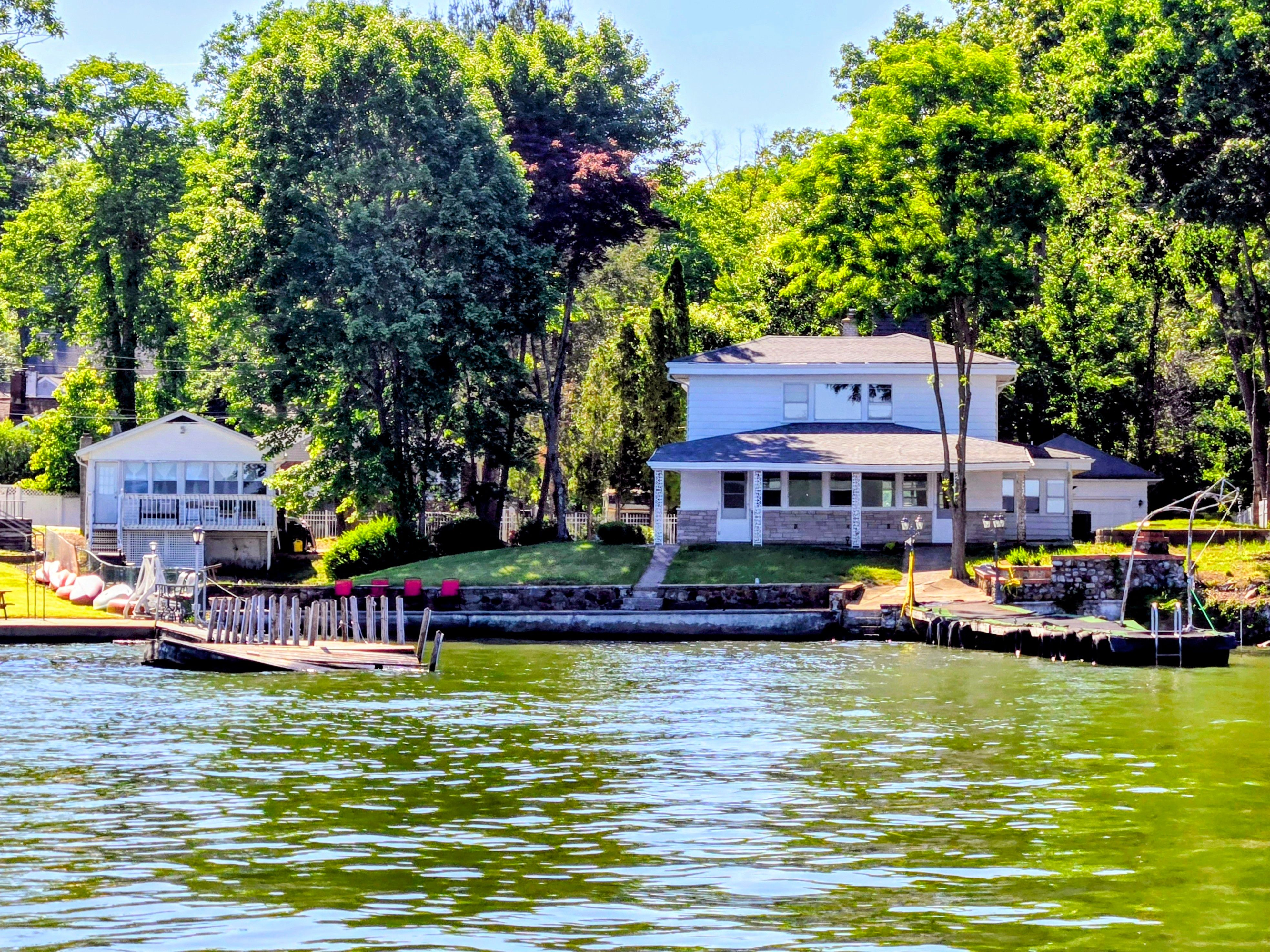  19 & 21 Lakeland Drive, Hopatcong, NJ 07843 - 物件實景