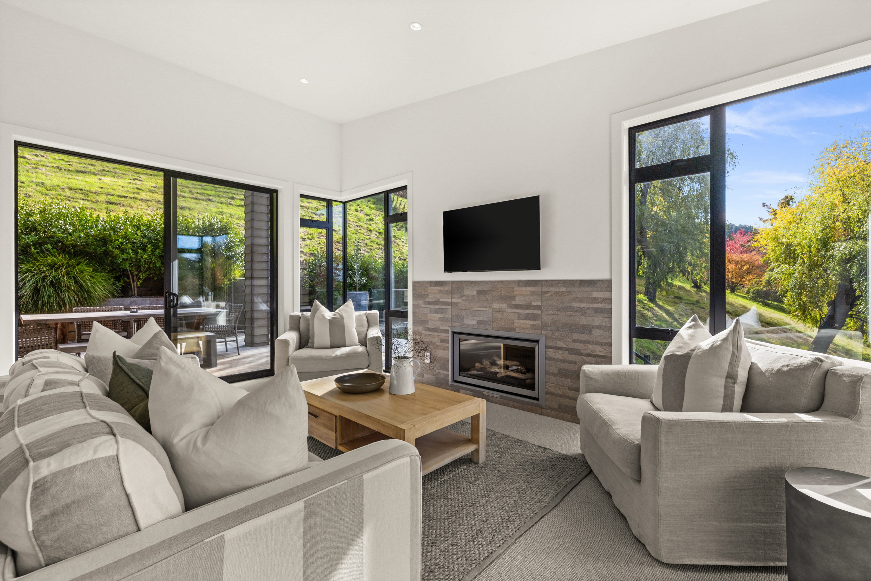  Taradale Executive Living with Apartment - 物件實景