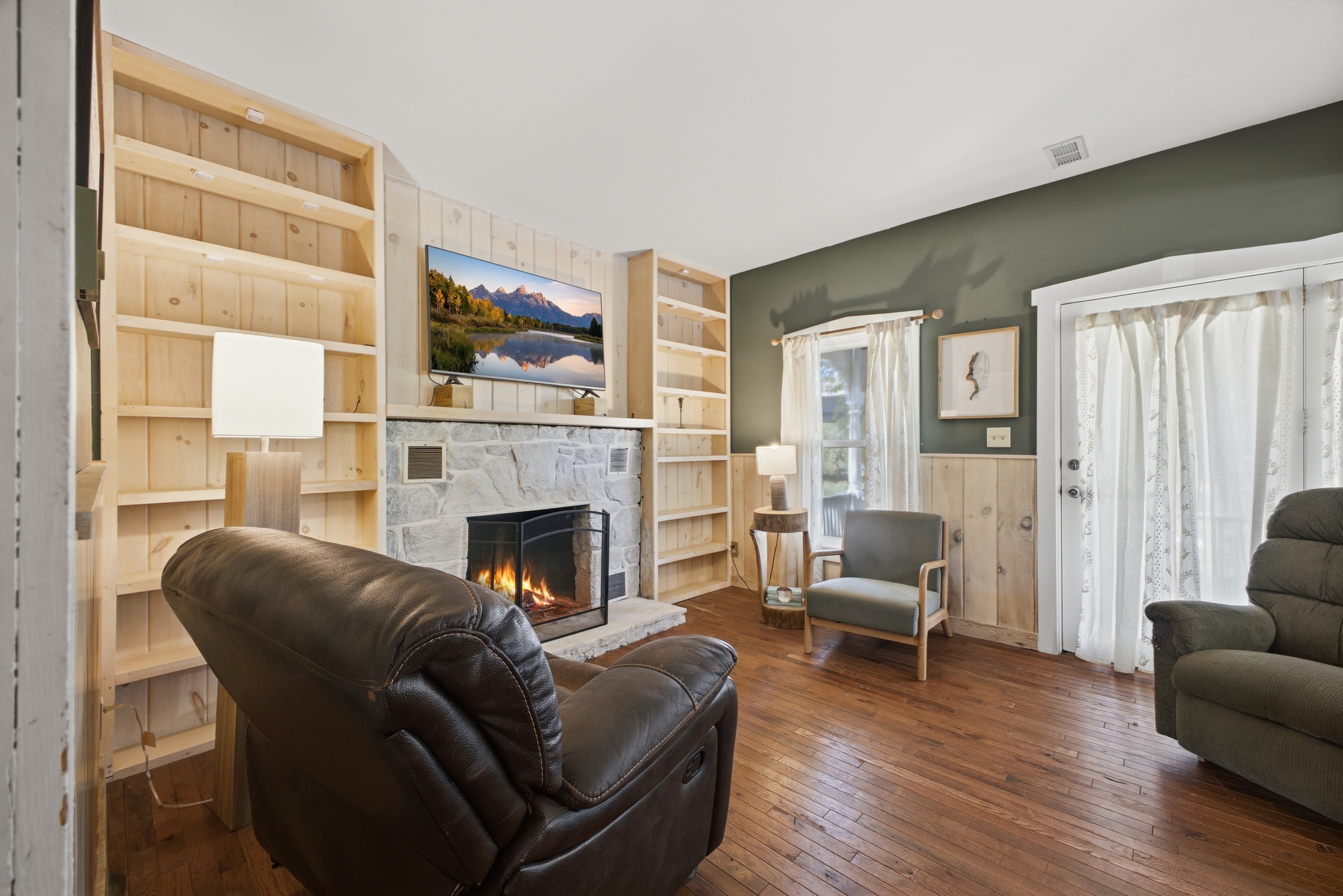  7952 Us-9, Pottersville, NY, 12860 - 物件實景