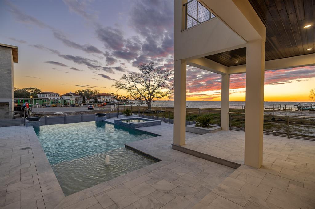 5032 W Longfellow Avenue, Tampa, Florida, 33629, United States, 5 Bedrooms Bedrooms, ,8 BathroomsBathrooms,Residential,For Sale,5032 W Longfellow Avenue,1414104