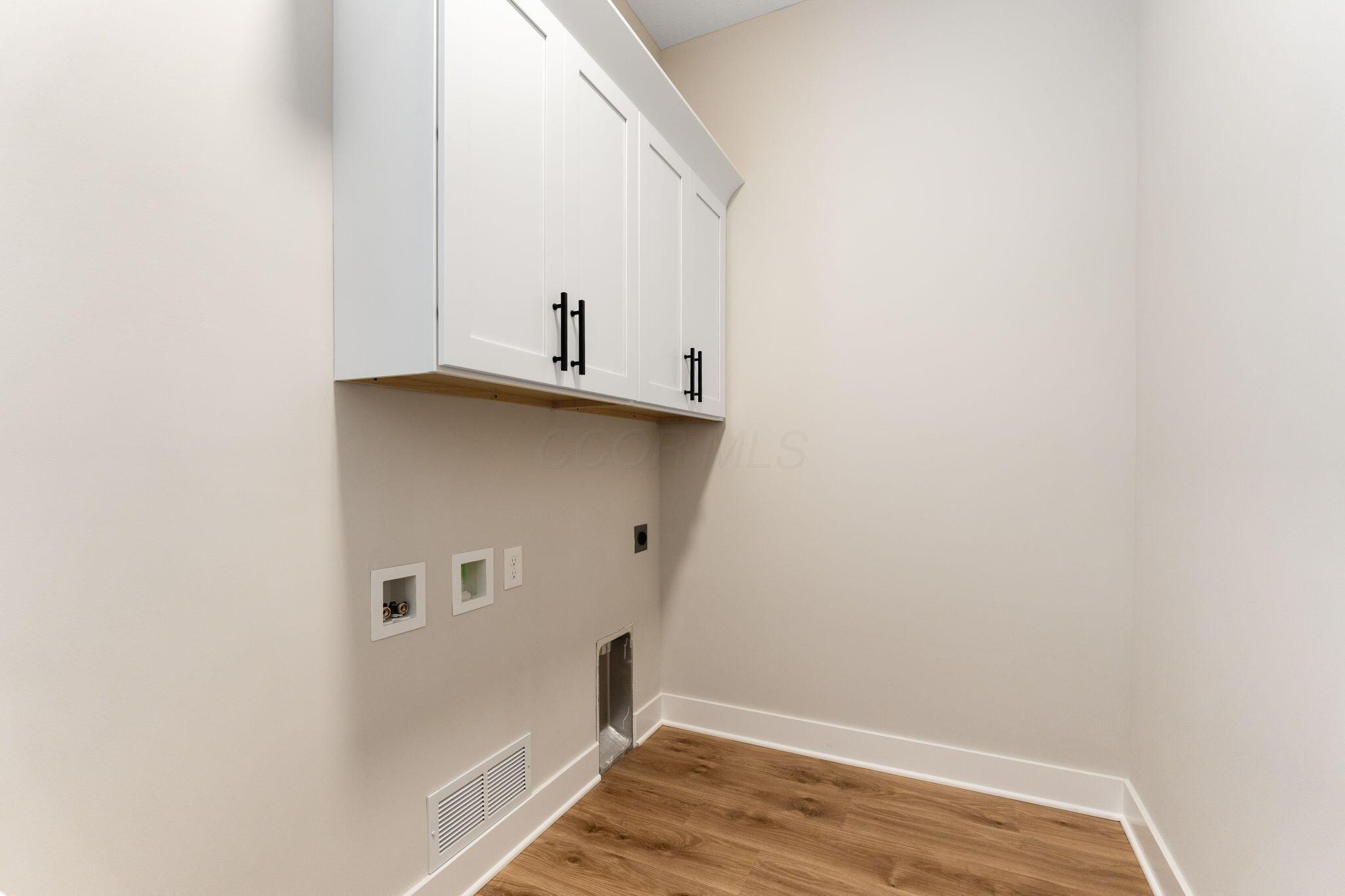 Lewis Center, Ohio, 43035, United States, 2 Bedrooms Bedrooms, ,2 BathroomsBathrooms,Residential,For Sale,2003347