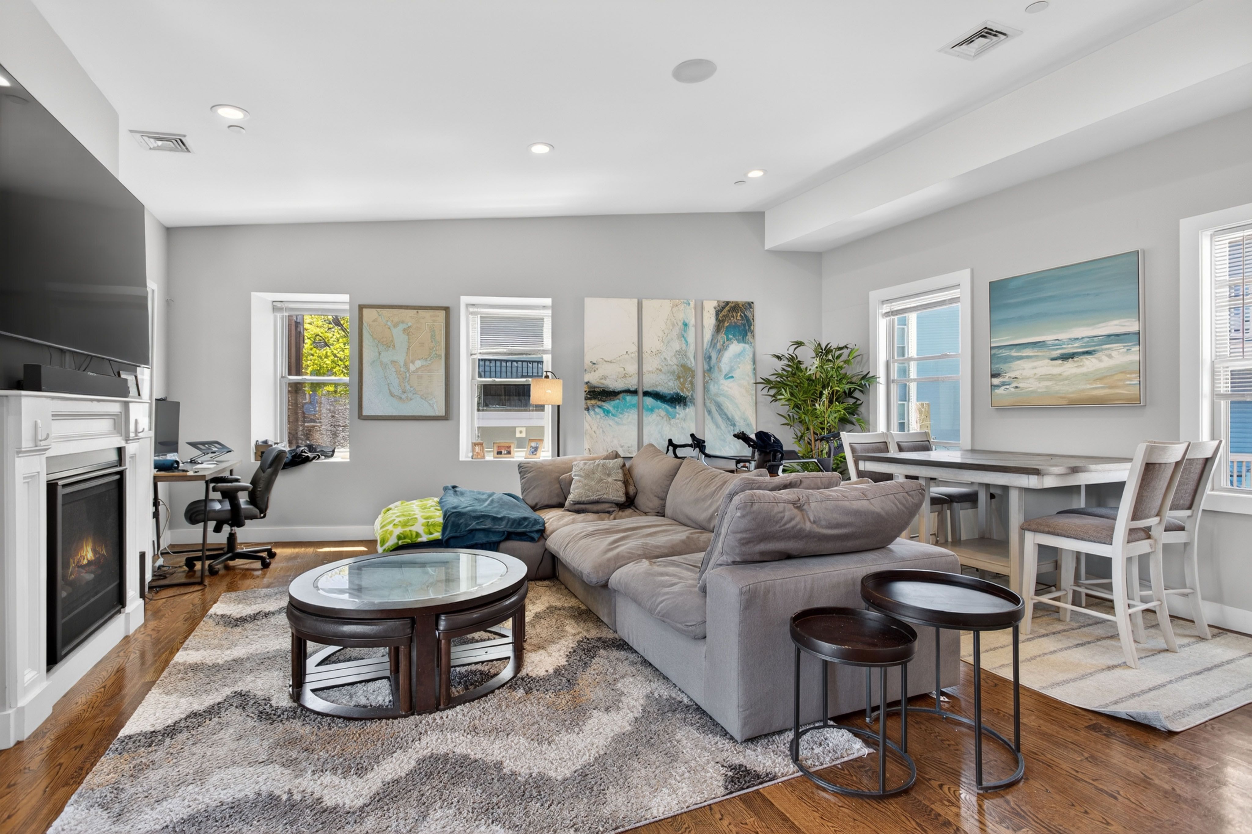  349 Silver Street, Unit 3, Boston, MA, 02127 - 物件實景