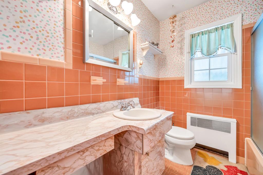 Islip Terrace, New York, 11752, United States, 3 Bedrooms Bedrooms, ,3 BathroomsBathrooms,Residential,For Sale,1898888
