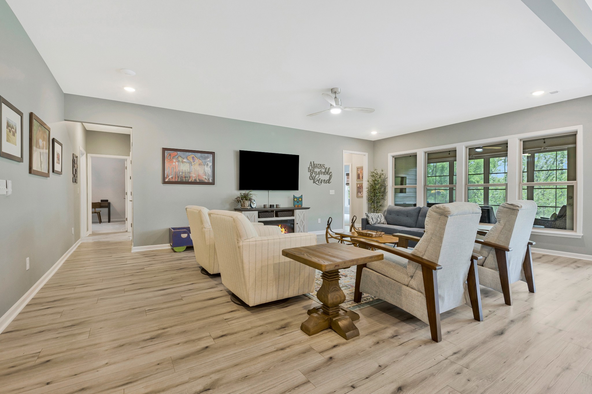 Spring Hill, Tennessee, 37174, United States, 3 Bedrooms Bedrooms, ,3 BathroomsBathrooms,Residential,For Sale,1906731