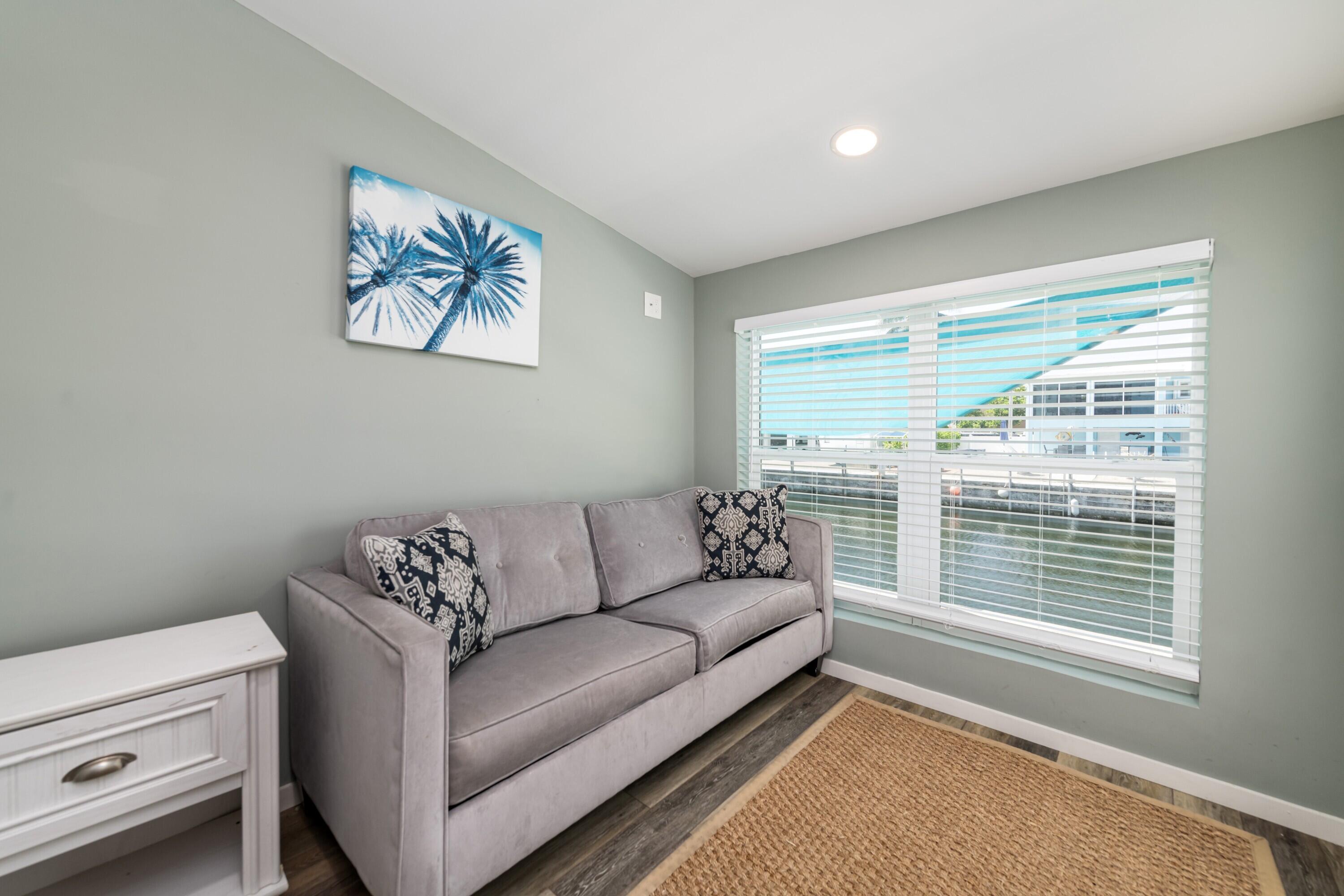 MARATHON, Florida, 33050, United States, 5 Bedrooms Bedrooms, ,4 BathroomsBathrooms,Residential,For Sale,1837177