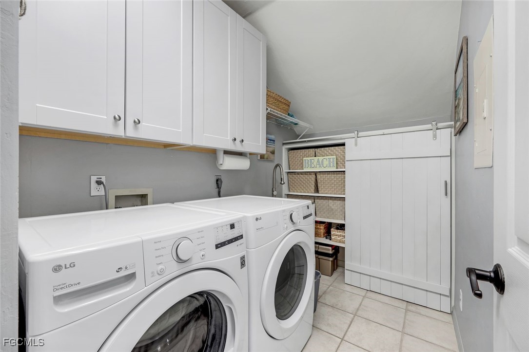 Bonita Springs, Florida, 34134, United States, 3 Bedrooms Bedrooms, ,2 BathroomsBathrooms,Residential,For Sale,1999301