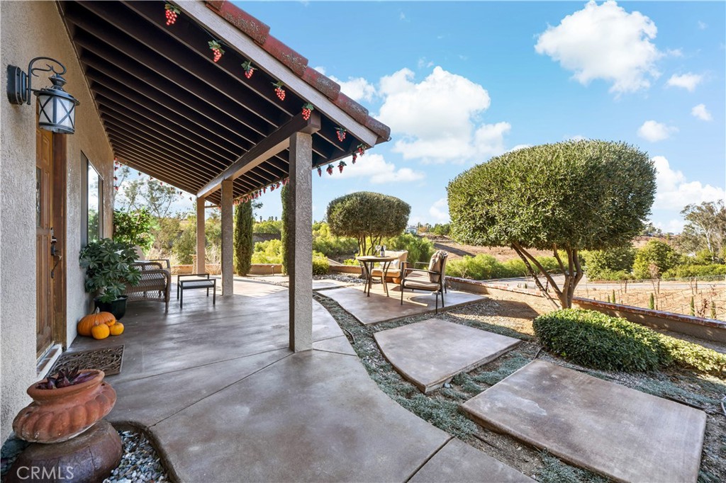 Temecula, California, 92592, United States, 6 Bedrooms Bedrooms, ,4 BathroomsBathrooms,Residential,For Sale,2035753