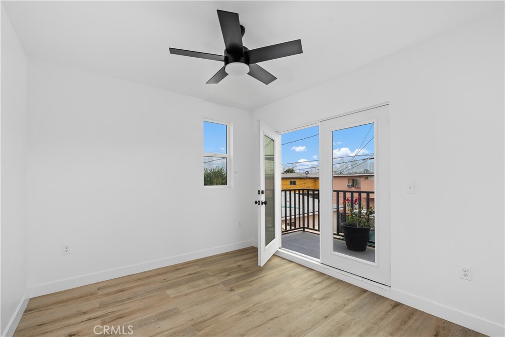 Los Angeles, California, 90011, United States, ,Residential,For Sale,1919891