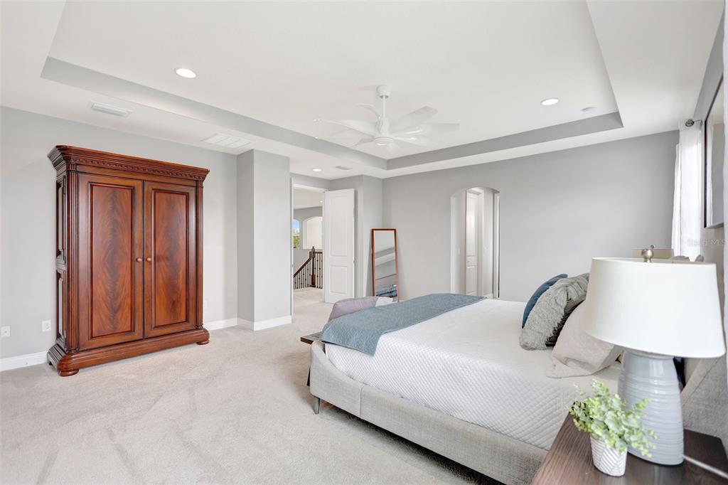 Bradenton, Florida, 34212, United States, 5 Bedrooms Bedrooms, ,5 BathroomsBathrooms,Residential,For Sale,1917227