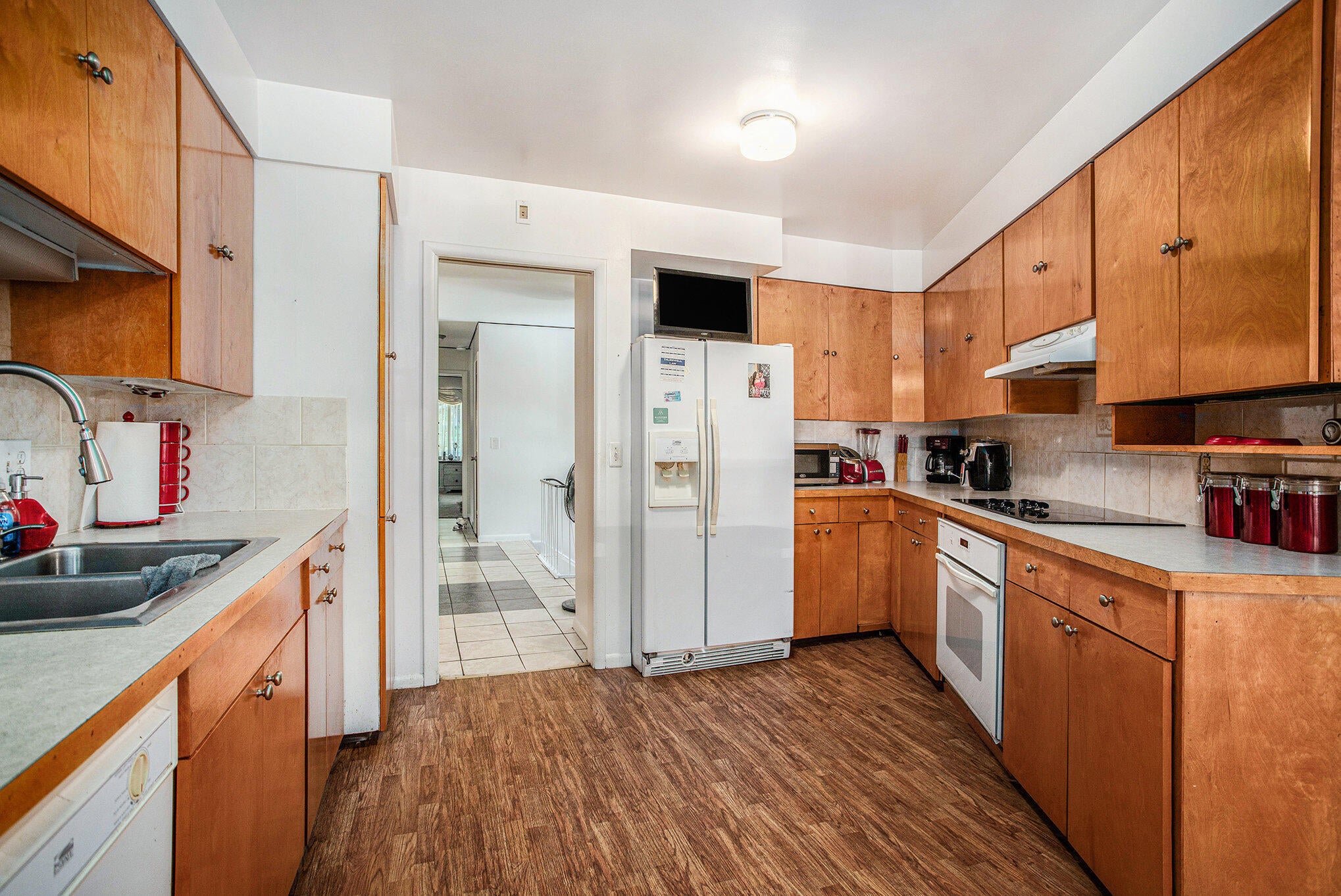 Kalamazoo, Michigan, 49004, United States, 5 Bedrooms Bedrooms, ,4 BathroomsBathrooms,Residential,For Sale,1977893