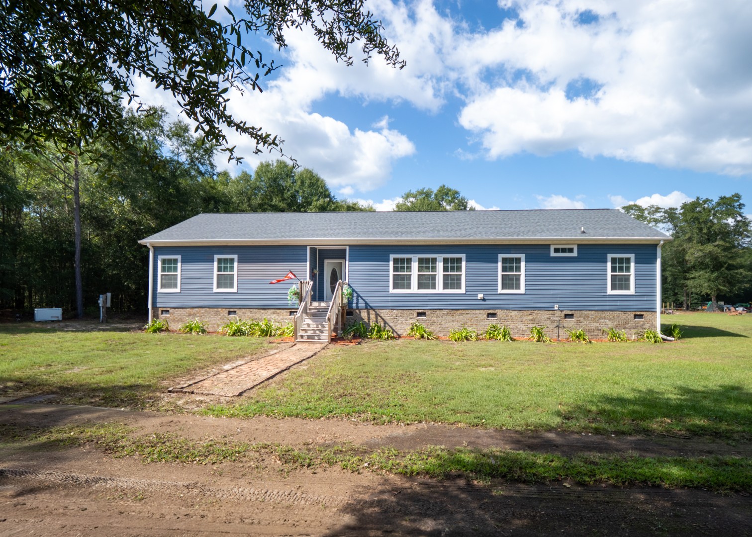 Nichols, South Carolina, 29581, United States, 4 Bedrooms Bedrooms, ,2 BathroomsBathrooms,Residential,For Sale,1983530