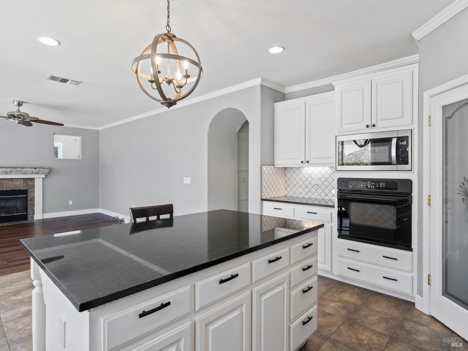 Vacaville, California, 95687, United States, 5 Bedrooms Bedrooms, ,4 BathroomsBathrooms,Residential,For Sale,1828372