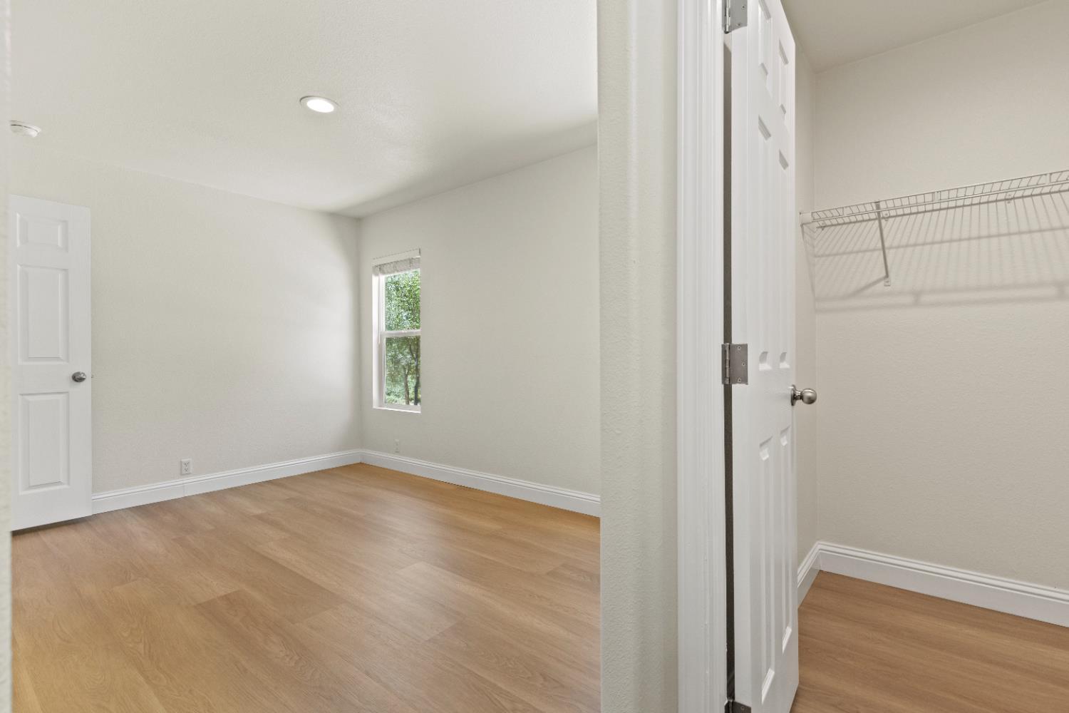 Lincoln, California, 95648, United States, 3 Bedrooms Bedrooms, ,2 BathroomsBathrooms,Residential,For Sale,1904345