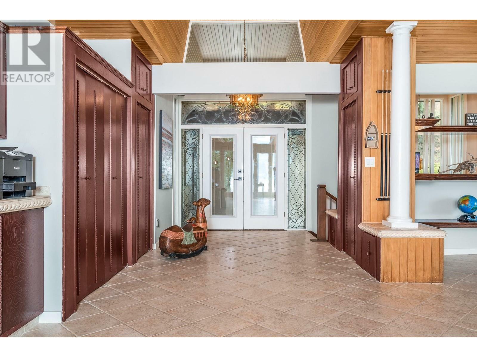 VERNON, British Columbia, V1H 1C8, CA, 5 Bedrooms Bedrooms, ,3 BathroomsBathrooms,Residential,For Sale,1838241