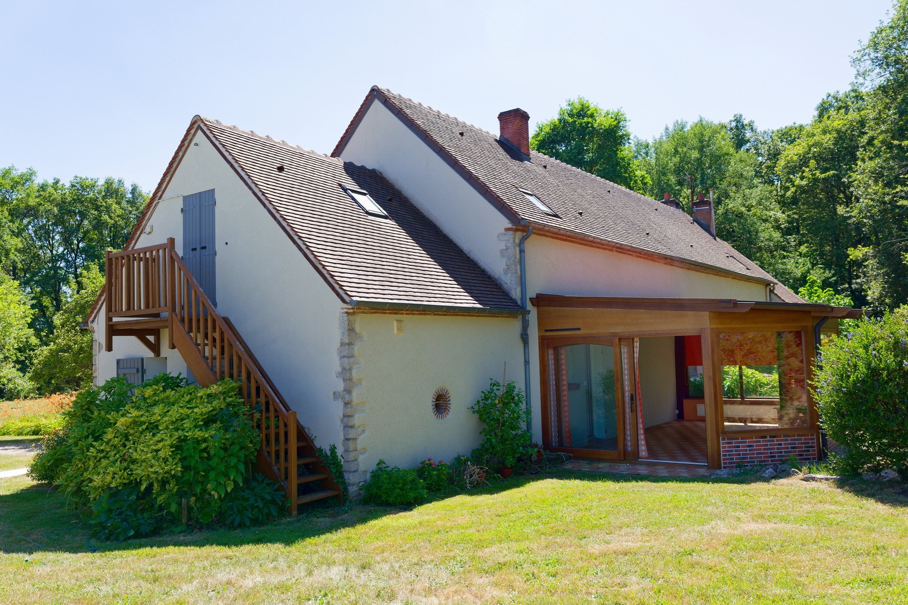  Charming 220 sqm countryhouse  5 bedrooms  pool  8,000 sqm pond  3.5 ha lan… - 物件實景
