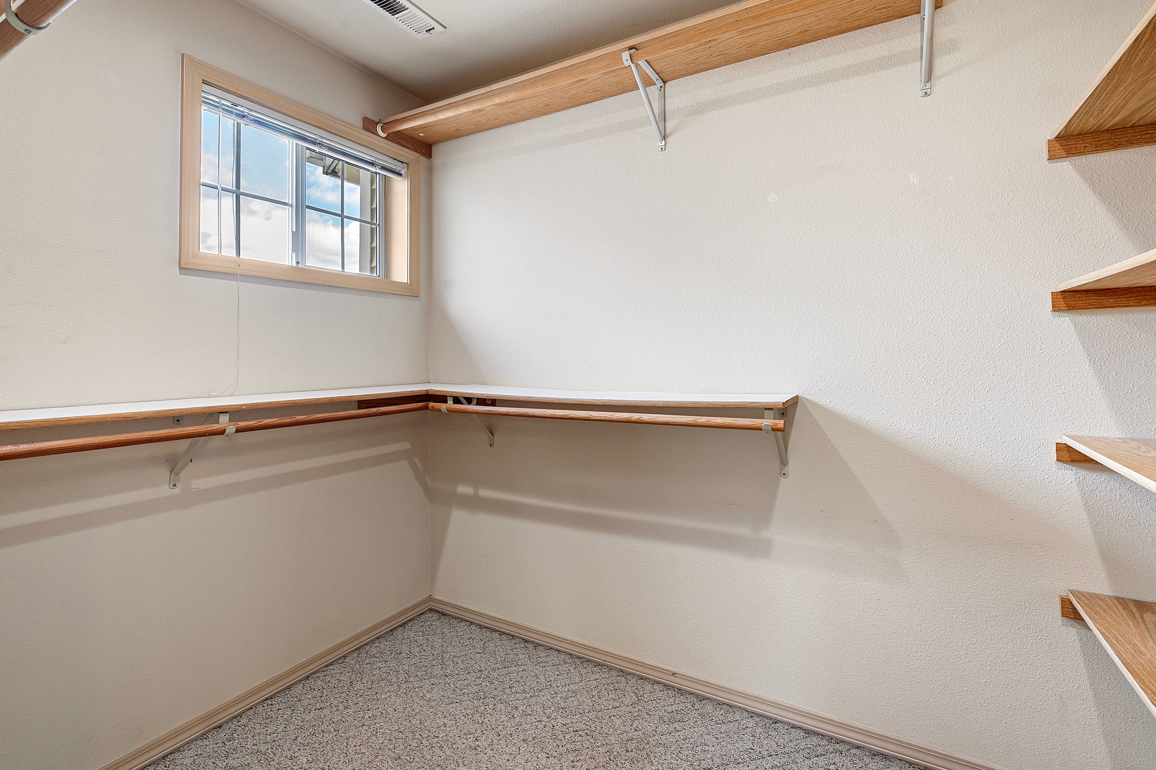  2614 Tacoma Rd E, Puyallup, WA 98371 - 物件實景