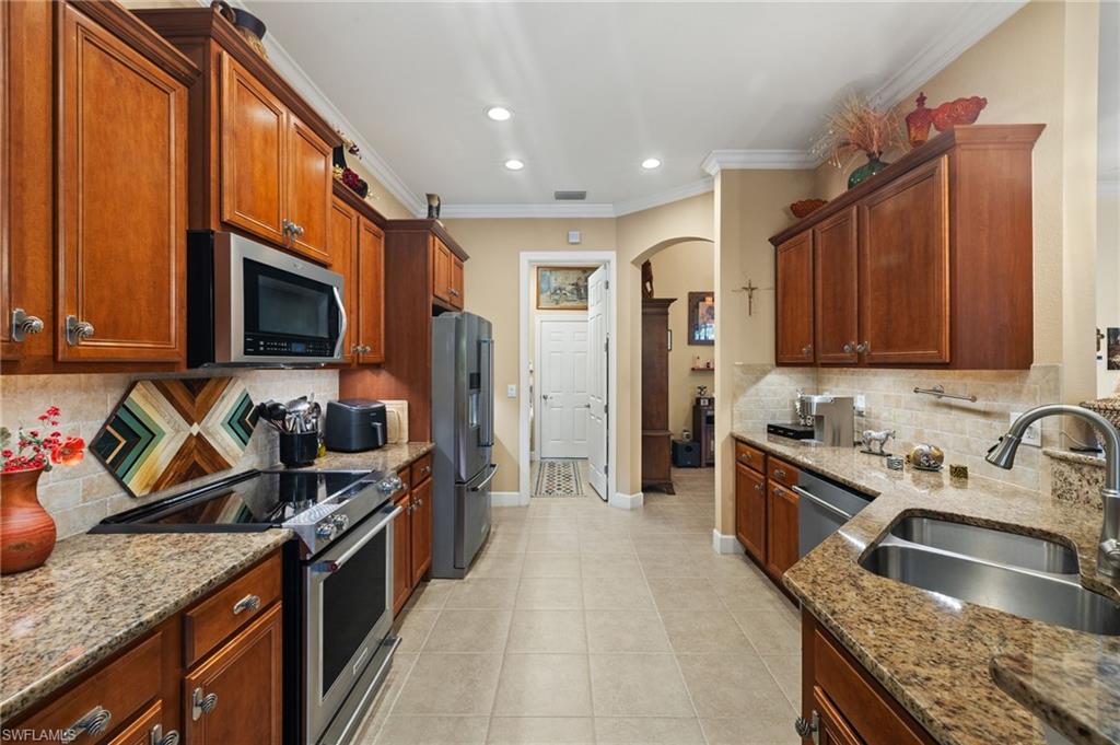 Fort Myers, Florida, 33913, United States, 2 Bedrooms Bedrooms, ,2 BathroomsBathrooms,Residential,For Sale,1779426
