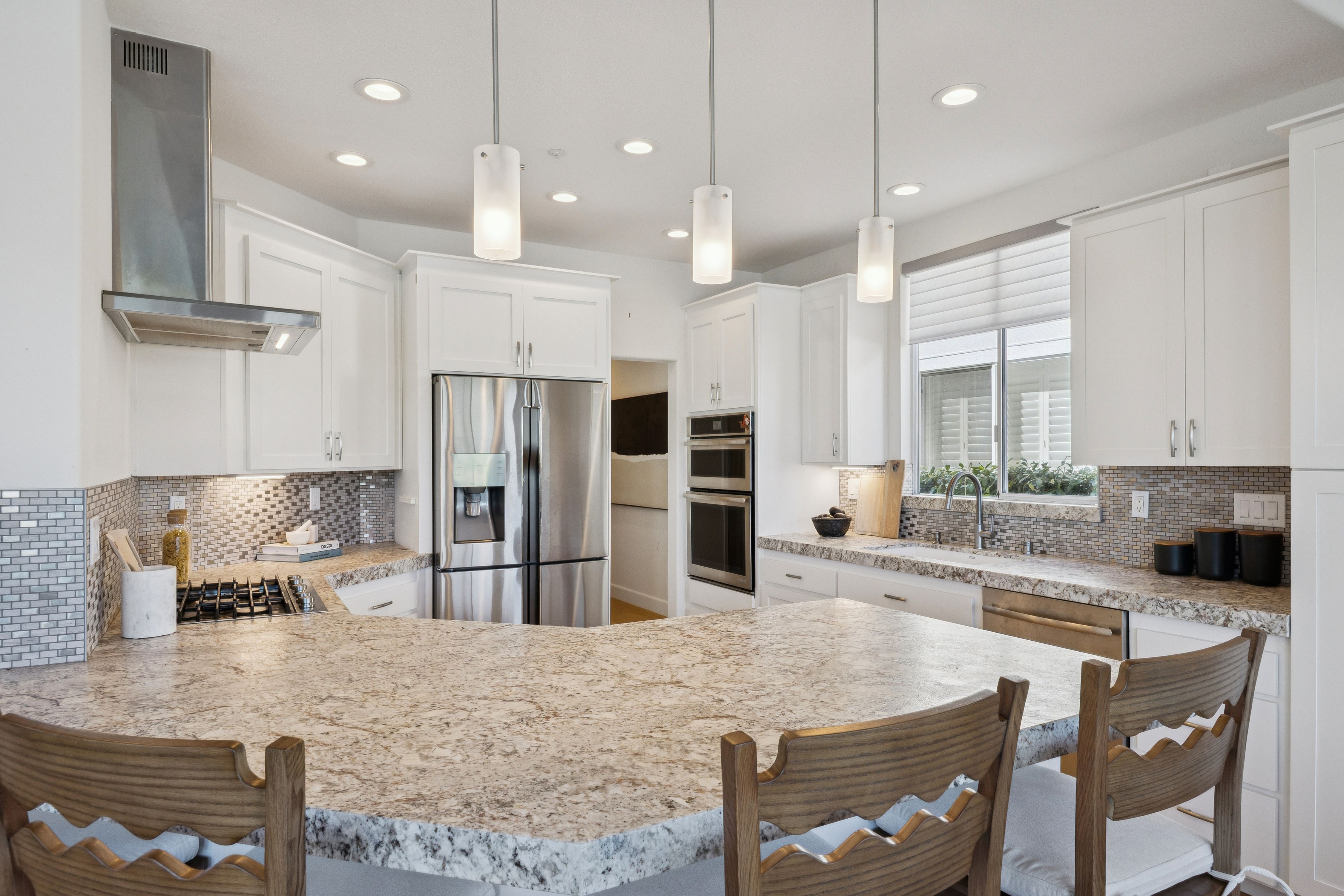  Sunny Waterfront Baypoint Lagoon Home - 物件實景