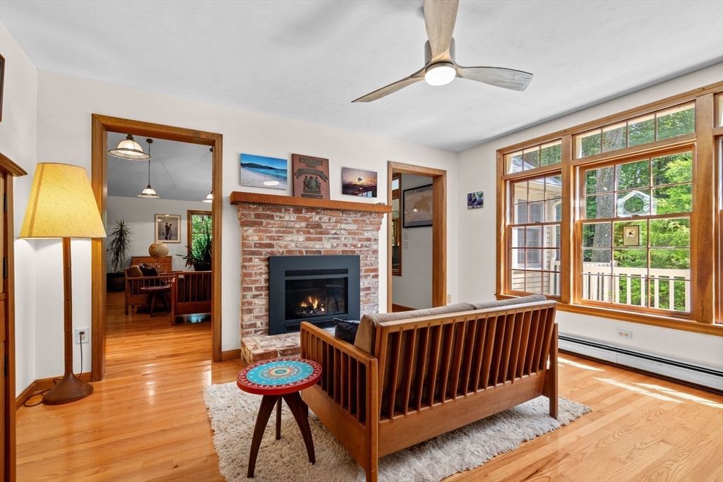 Princeton, Massachusetts, 01541, United States, 4 Bedrooms Bedrooms, ,4 BathroomsBathrooms,Residential,For Sale,1977078