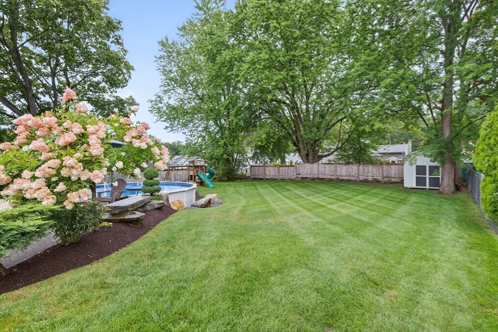 Dracut, Massachusetts, 01826, United States, 4 Bedrooms Bedrooms, ,2 BathroomsBathrooms,Residential,For Sale,1937209