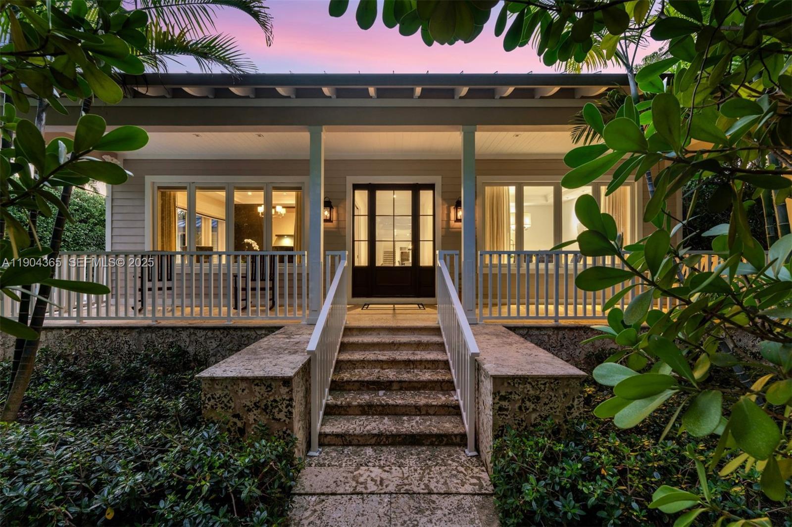 Miami Beach, Florida, 33140, United States, 4 Bedrooms Bedrooms, ,6 BathroomsBathrooms,Residential,For Sale,1992066