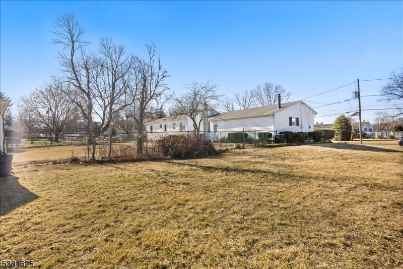 Hillsborough Twp., New Jersey, 08844, United States, 3 Bedrooms Bedrooms, ,2 BathroomsBathrooms,Residential,For Sale,1932471
