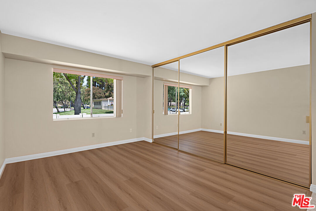Camarillo, California, 93012, United States, 2 Bedrooms Bedrooms, ,2 BathroomsBathrooms,Residential,For Sale,1877157