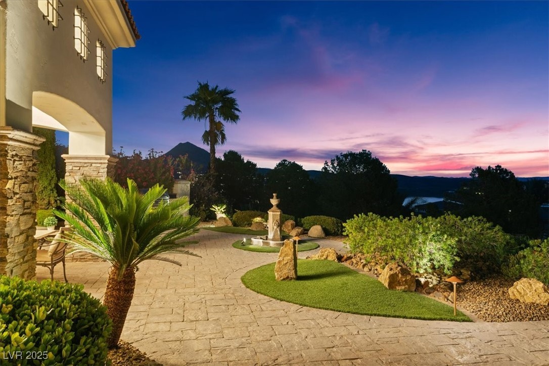 Henderson, Nevada, 89011, United States, 3 Bedrooms Bedrooms, ,4 BathroomsBathrooms,Residential,For Sale,2002027