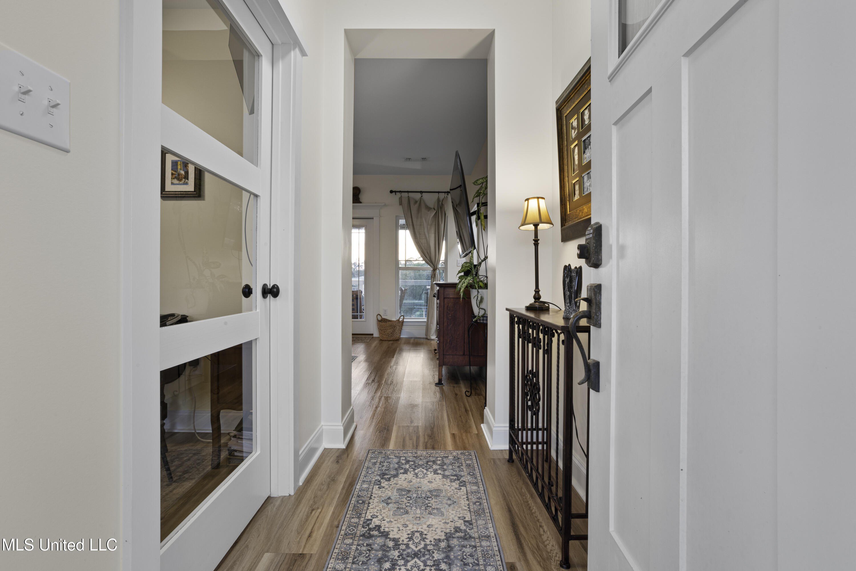 Biloxi, Mississippi, 39532, United States, 3 Bedrooms Bedrooms, ,2 BathroomsBathrooms,Residential,For Sale,1977192