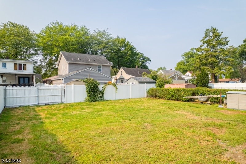 Rahway City, New Jersey, 07065, United States, 4 Bedrooms Bedrooms, ,4 BathroomsBathrooms,Residential,For Sale,1942005