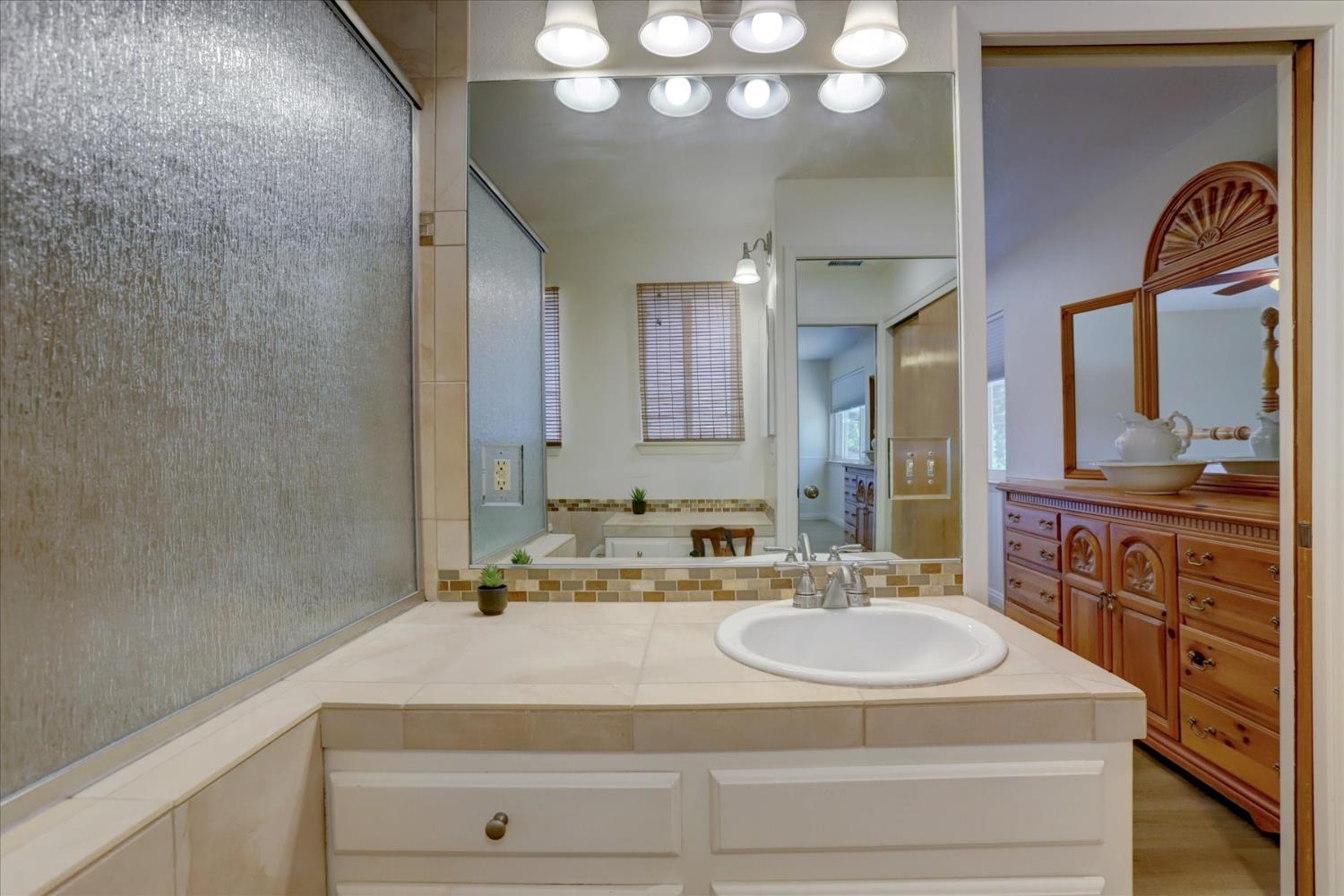 Nevada City, California, 95959, United States, 3 Bedrooms Bedrooms, ,3 BathroomsBathrooms,Residential,For Sale,1858077