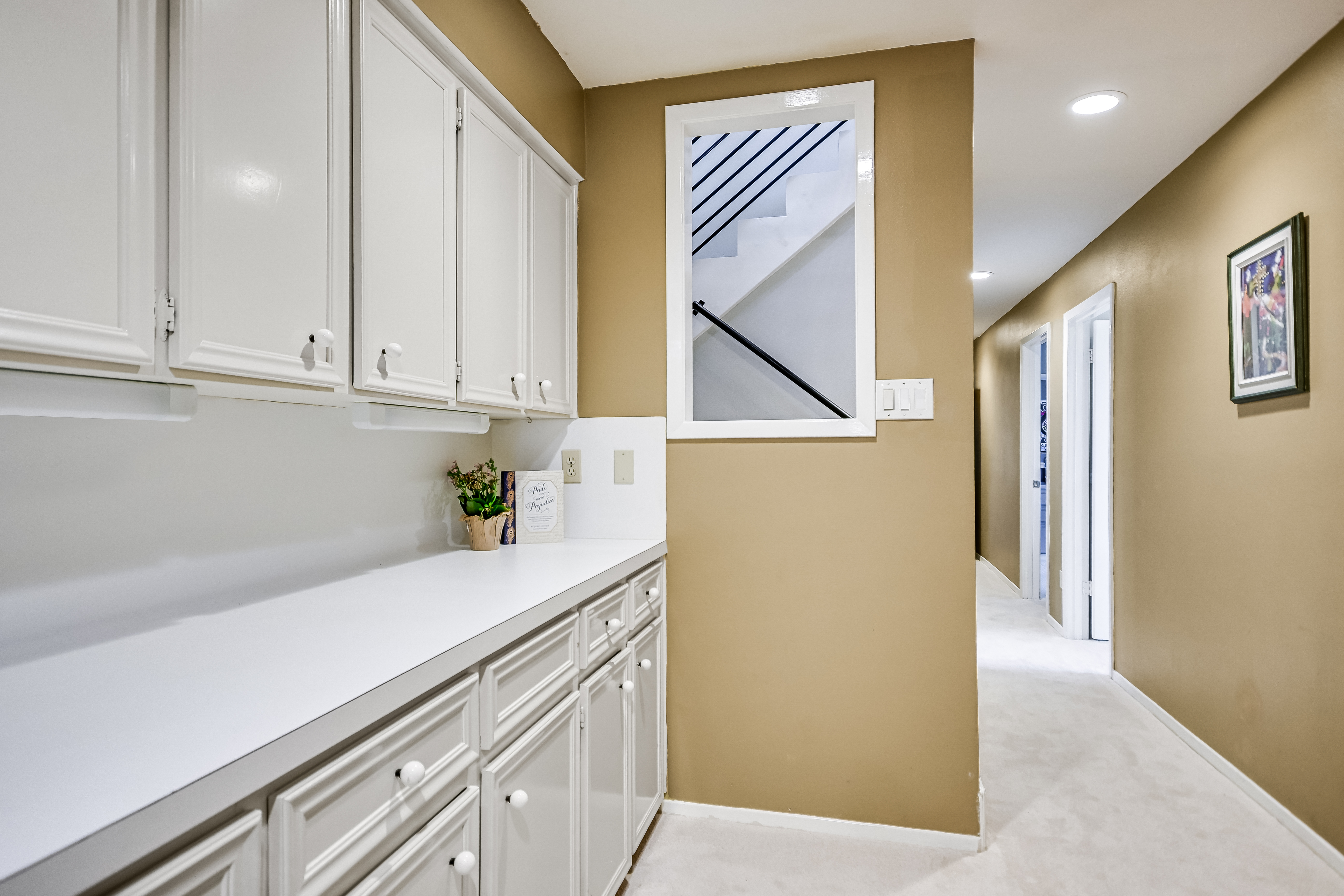  JUST LISTED - Treetop living in Lost Creek - 物件實景